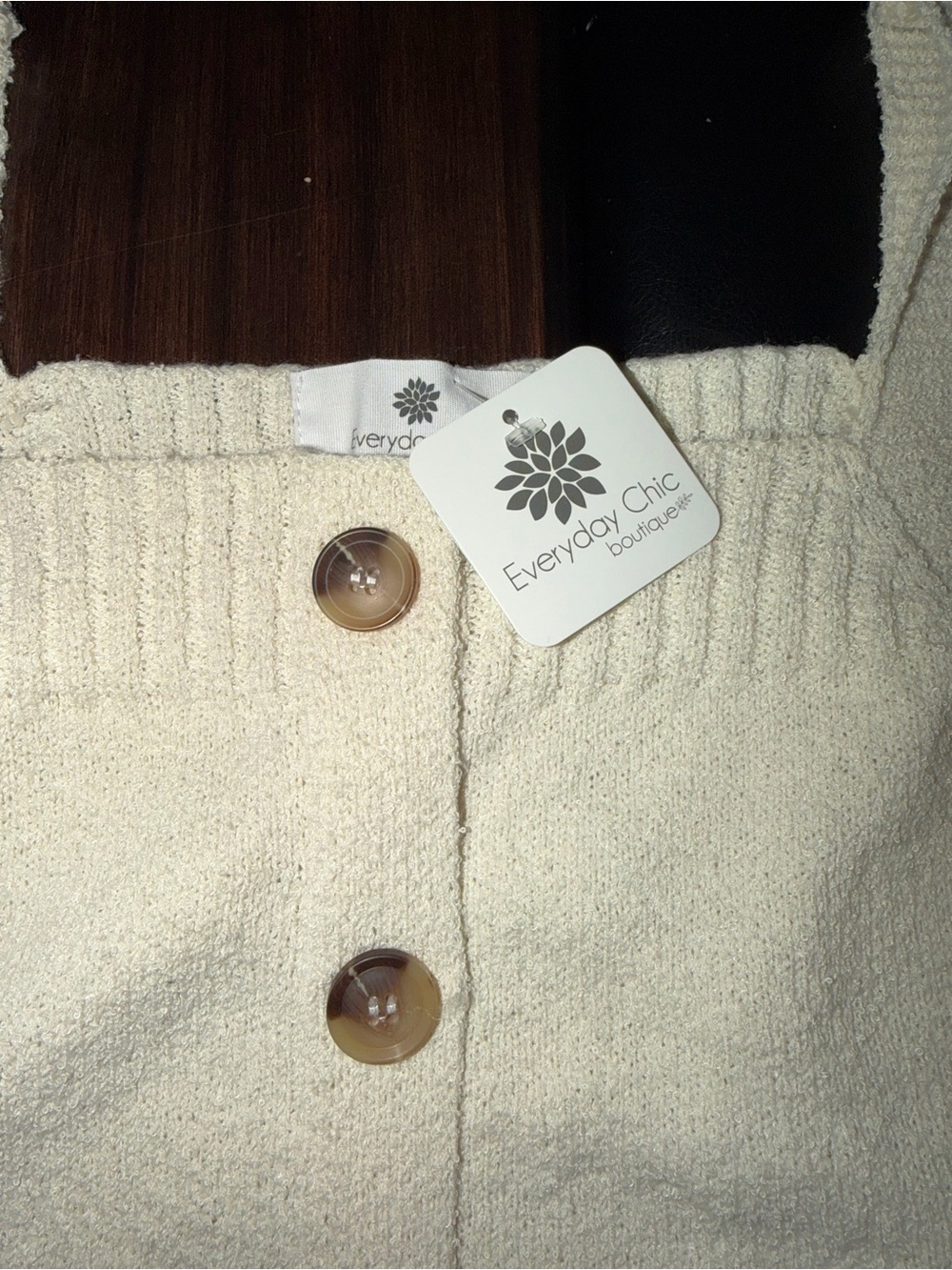 Cream Button-Front Knit Tank Top - Picture 4 of 5